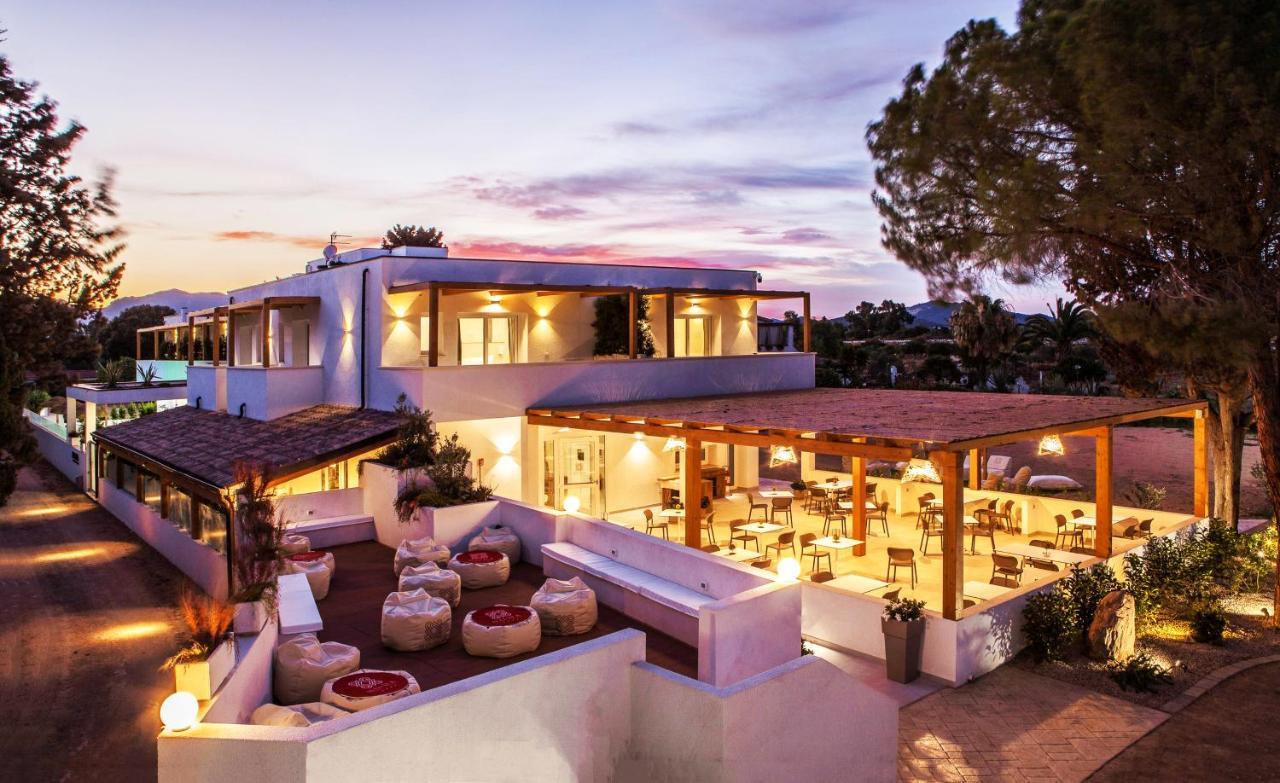 Noha Lifestyle Hotel - Adults Only Pula Exterior photo