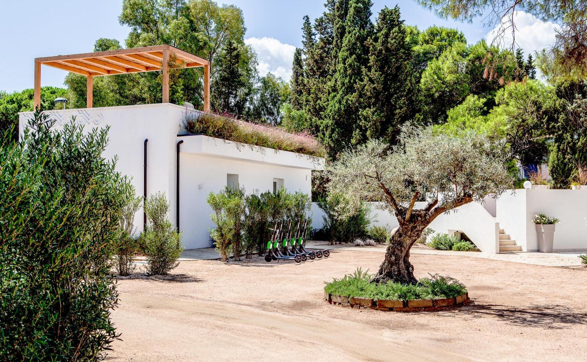 Noha Lifestyle Hotel - Adults Only Pula Exterior photo